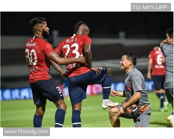 重庆篮球队与武汉篮球队赛后复盘团队协作的成功与不足分析